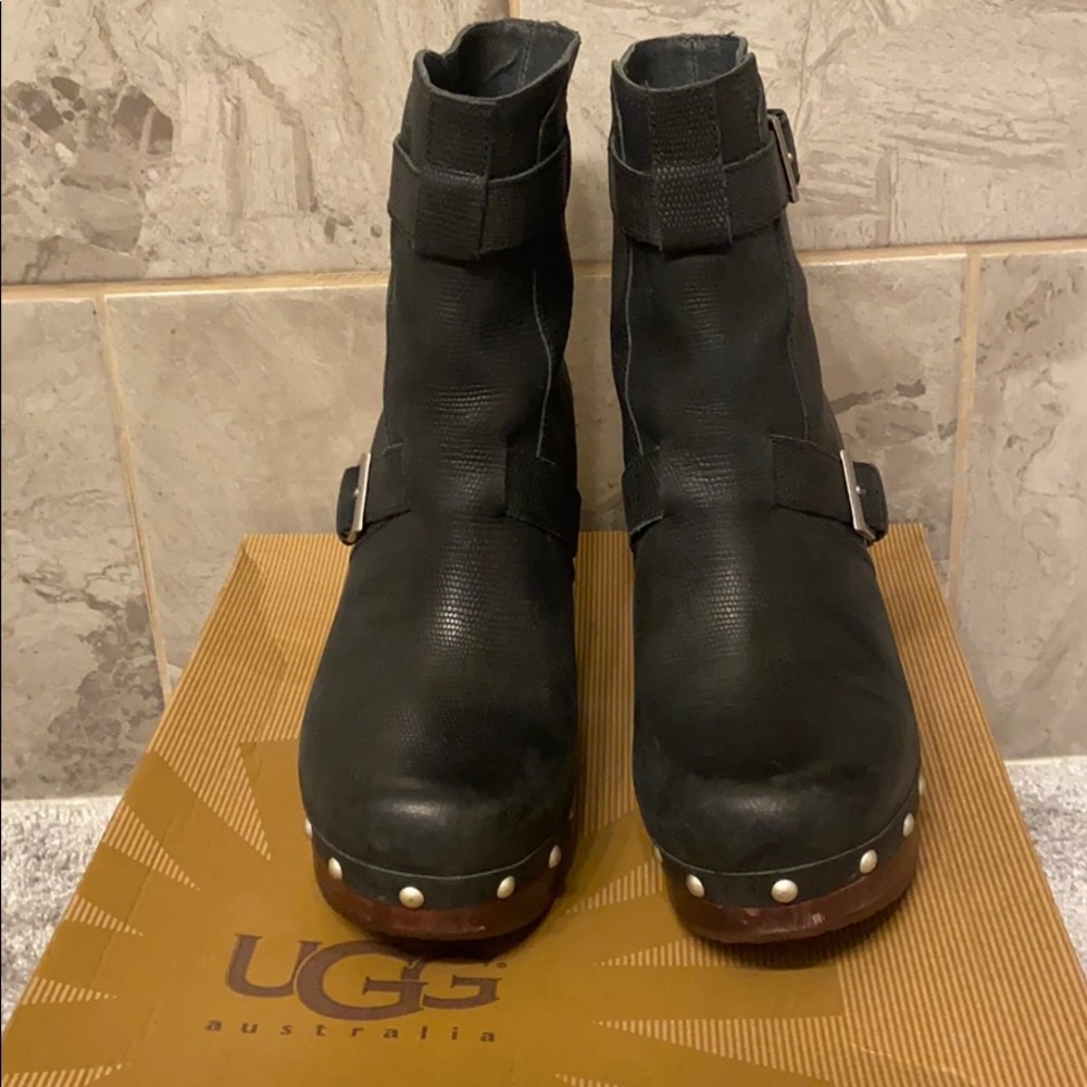 UGG Mid calf boots